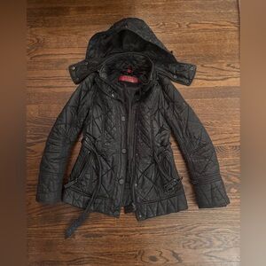 BURBERRY Quilted Puffer Hooded Coat/jacket Rare $2495 size 4, pre-owned